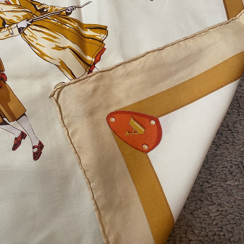 VTG 70’s Aquascutum 1920s Fashion Girls Ladies Silk Scarf - Picture 8 of 9